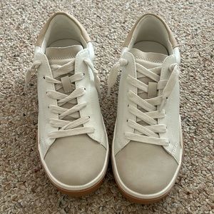 Dolce Vita Zina Sneakers